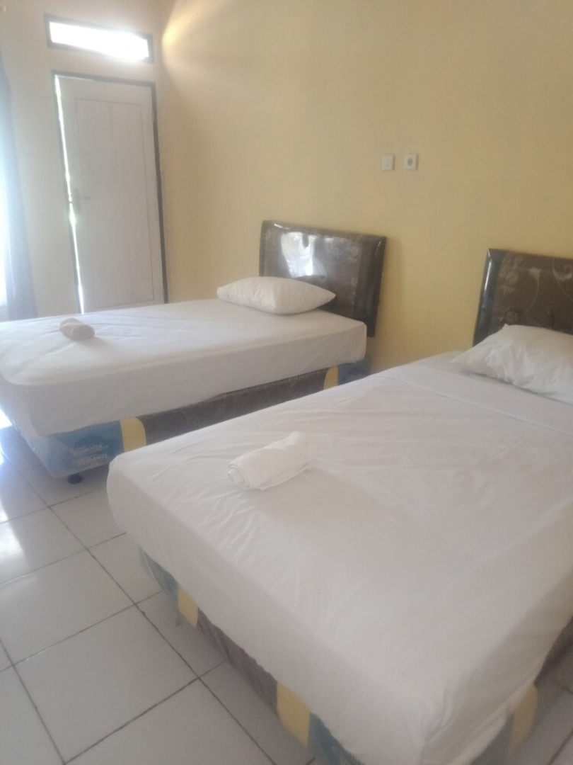 E-dotel Anjani Homestay