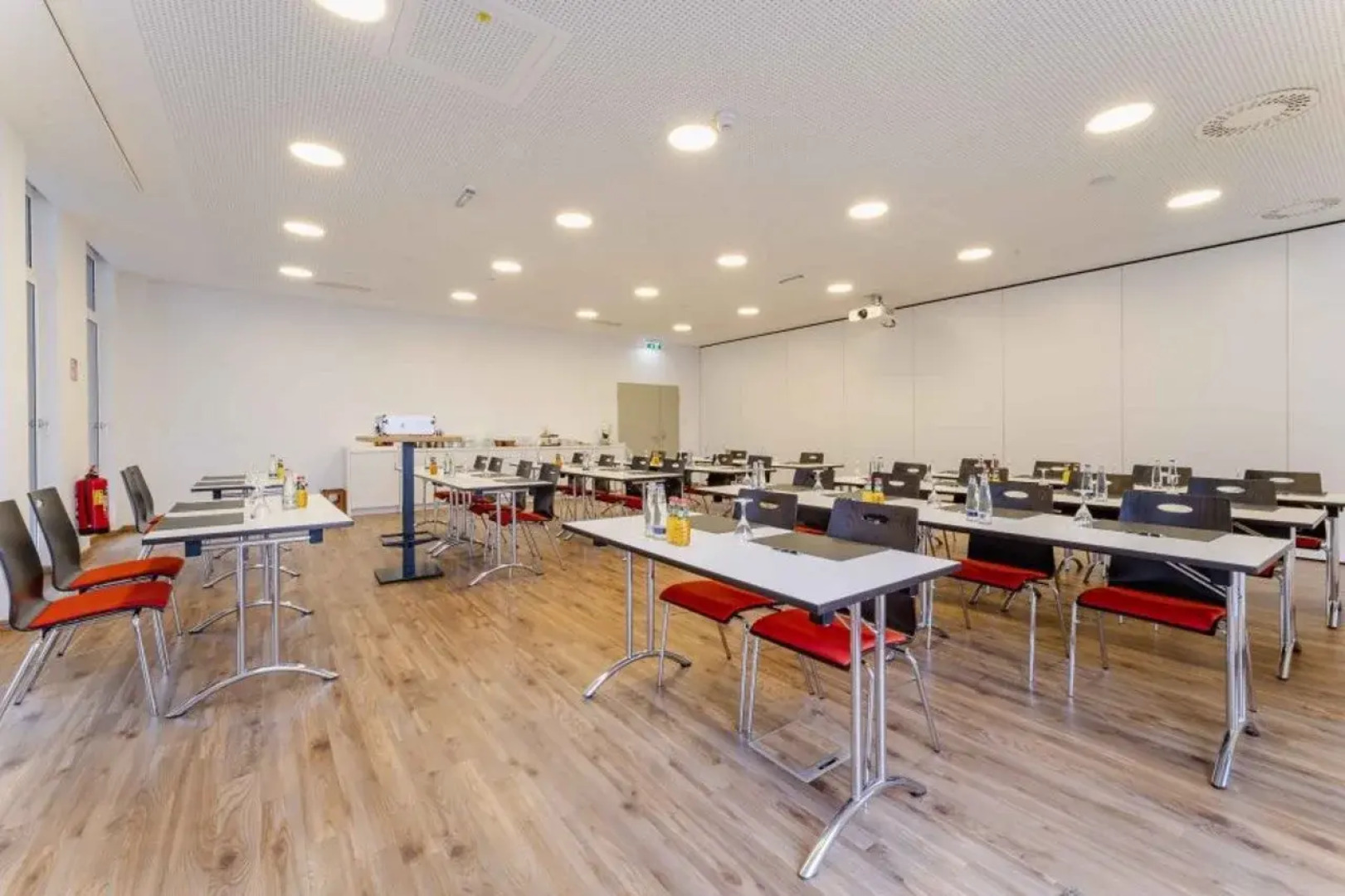 Отель Plaza Inn Dachau - München