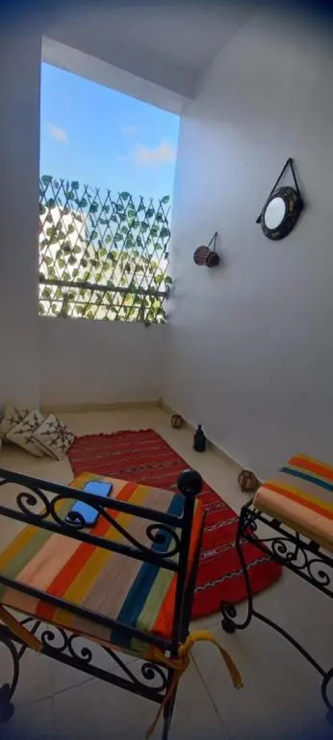 Cosy apartment with a pool near the beach