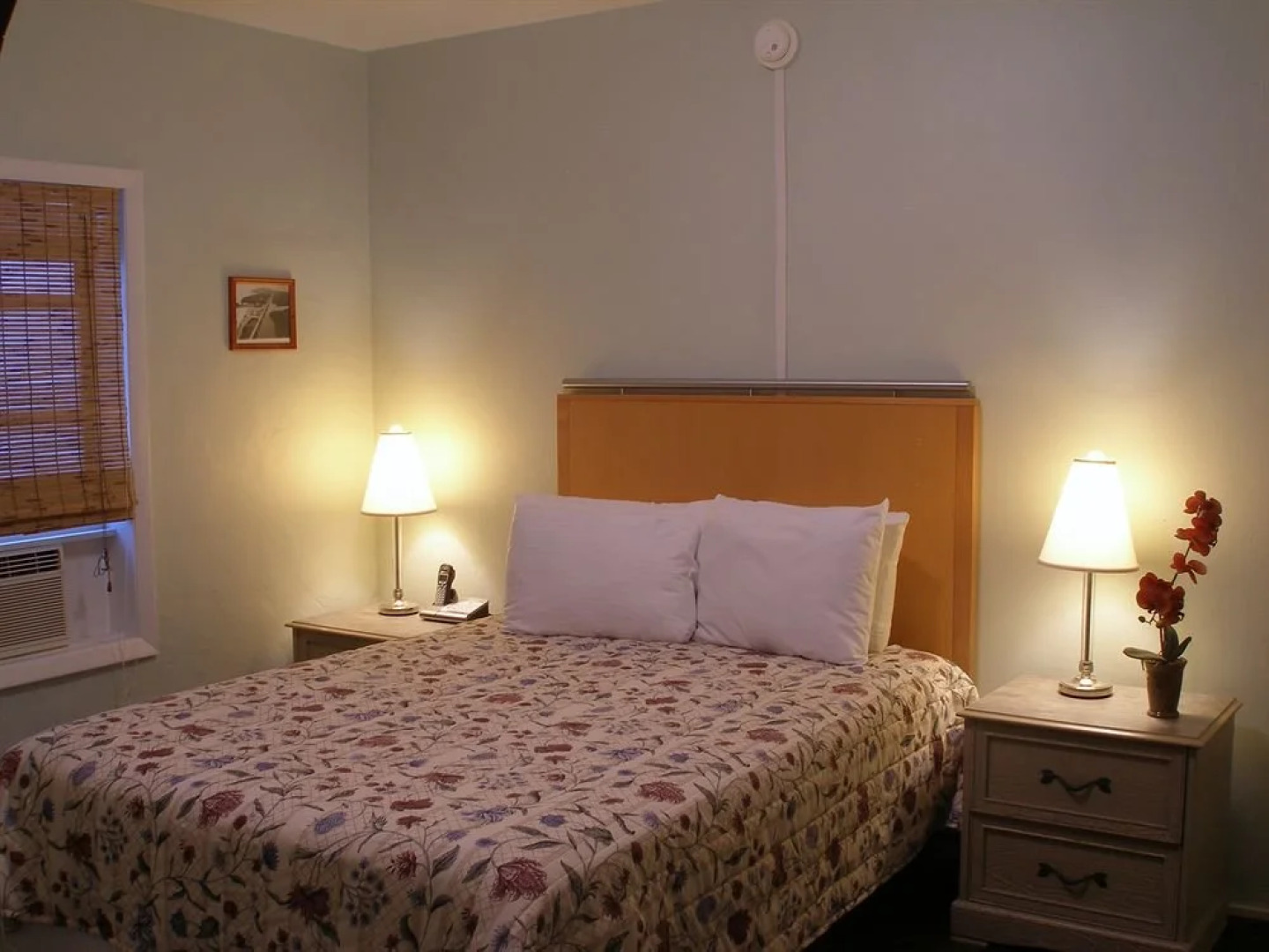 Historic Tavernier Inn Hotel