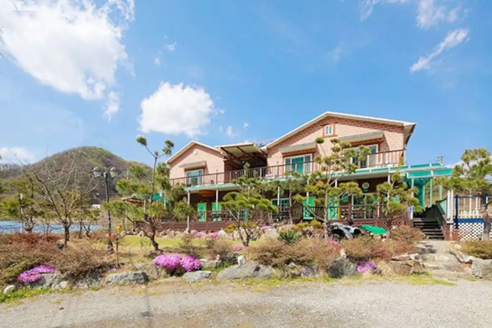 Hongcheon Touching Moment Pension