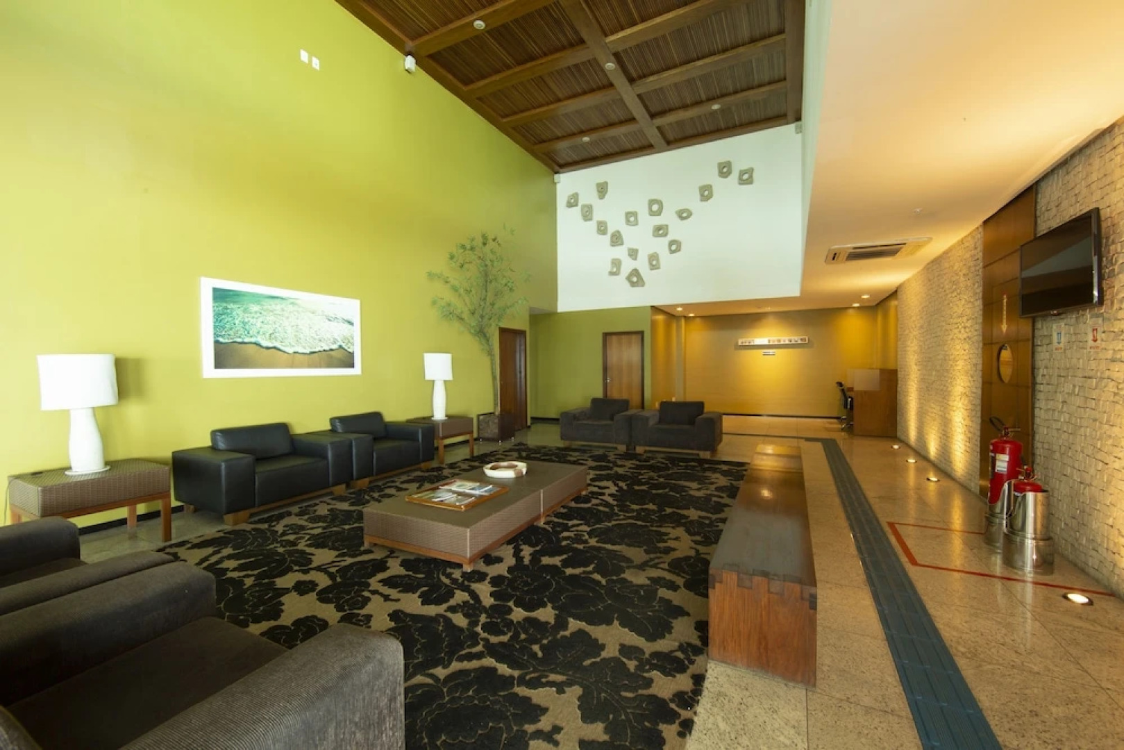 Suite em bairro nobre de Natal no Othon