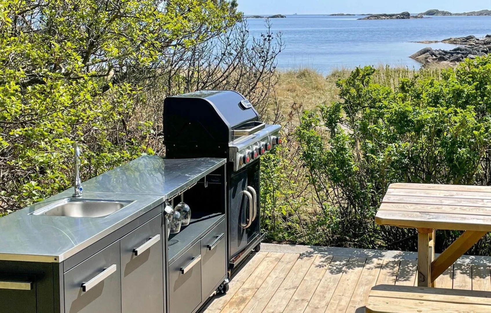 Amazing Home in Farsund With Wifi and 5 Bedrooms