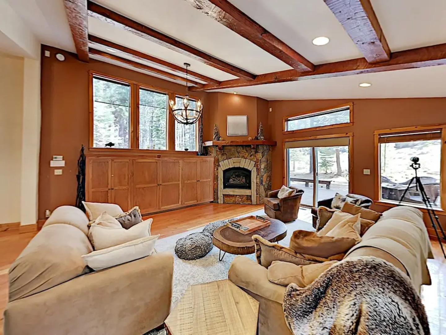 Tahoe Donner Gem - 4 Br Home