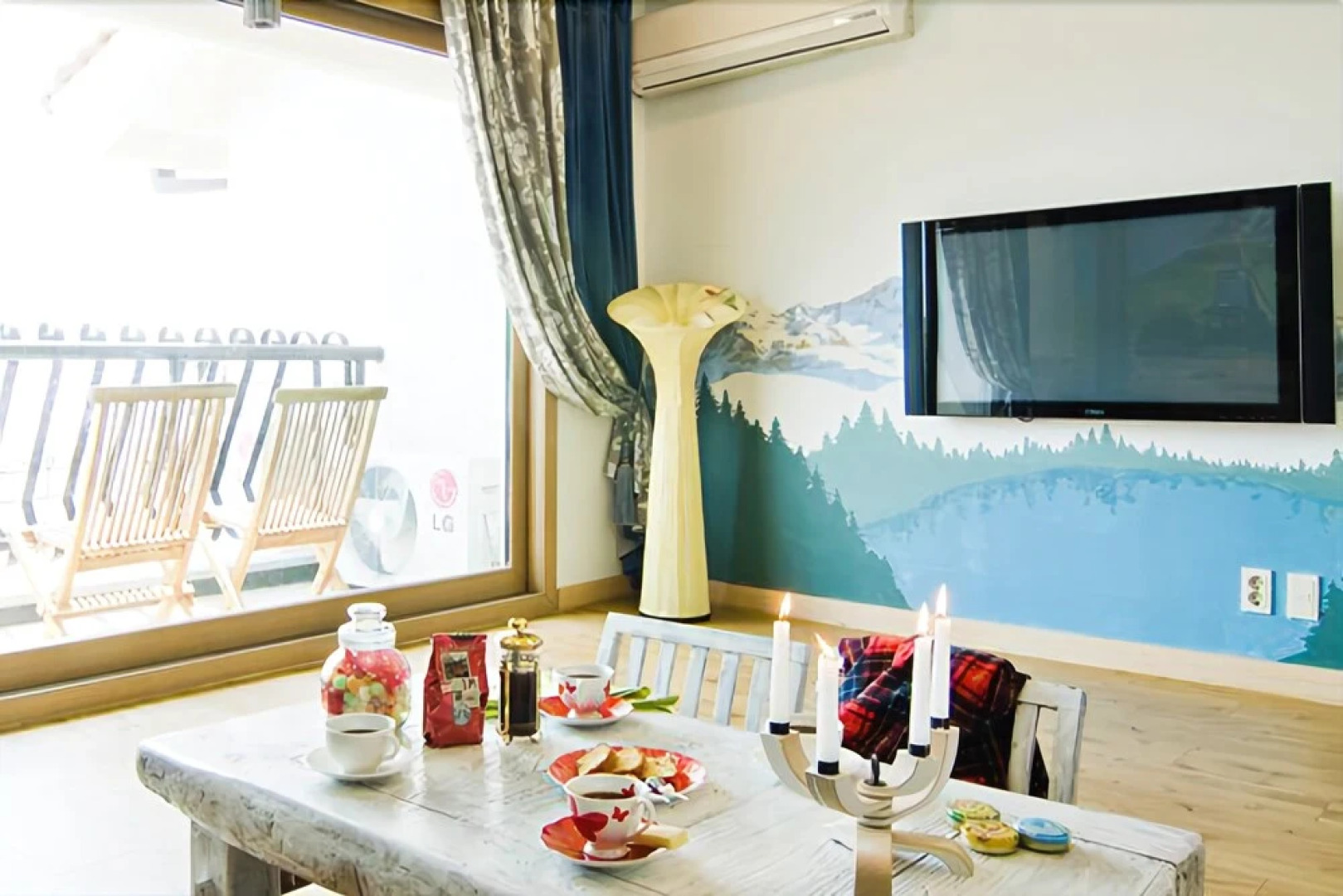 Taean (Anmyeondo) Before Sunset Pension