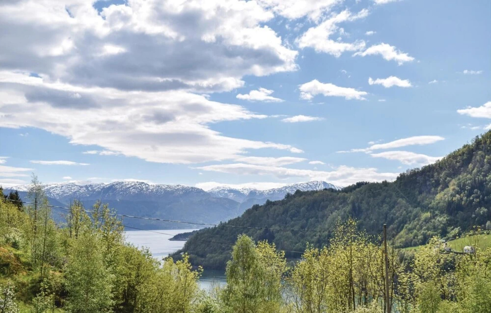 Nice Home in Steinstø With 4 Bedrooms and Wifi