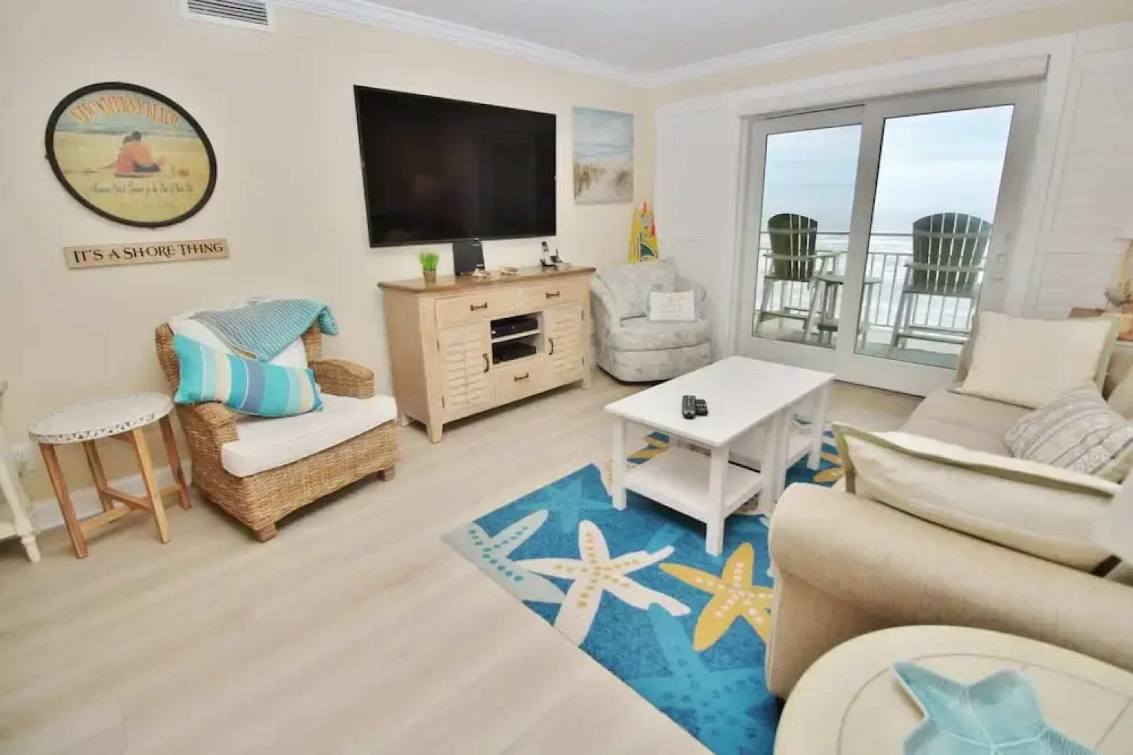 Sea Coast Gardens II 402