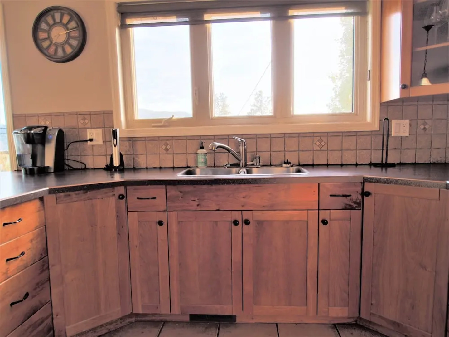 Naramata Bench 3 3 Bedrooms 1.5 Bathroom Home