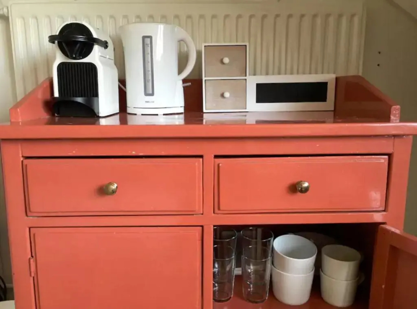 Private top floor, 150 m from the beach!