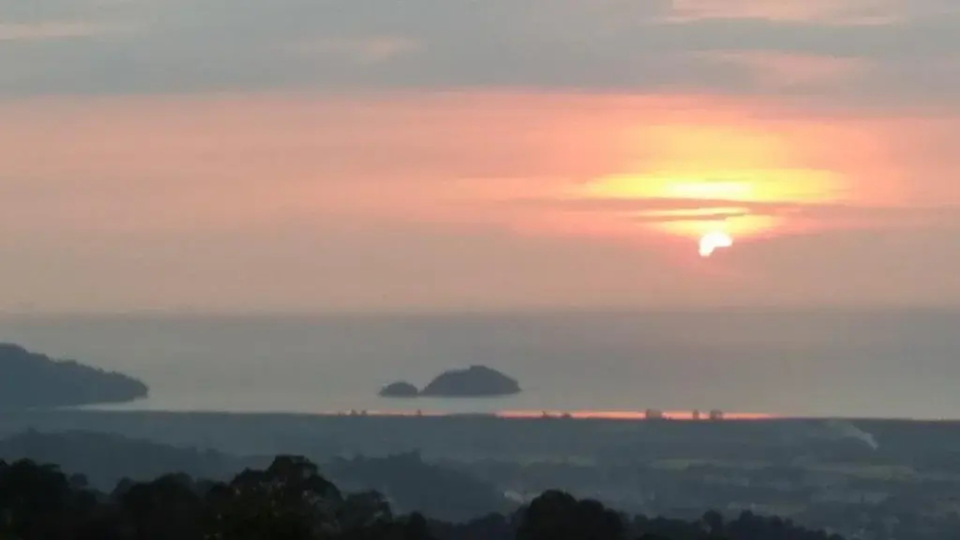 Titi Teras Village House