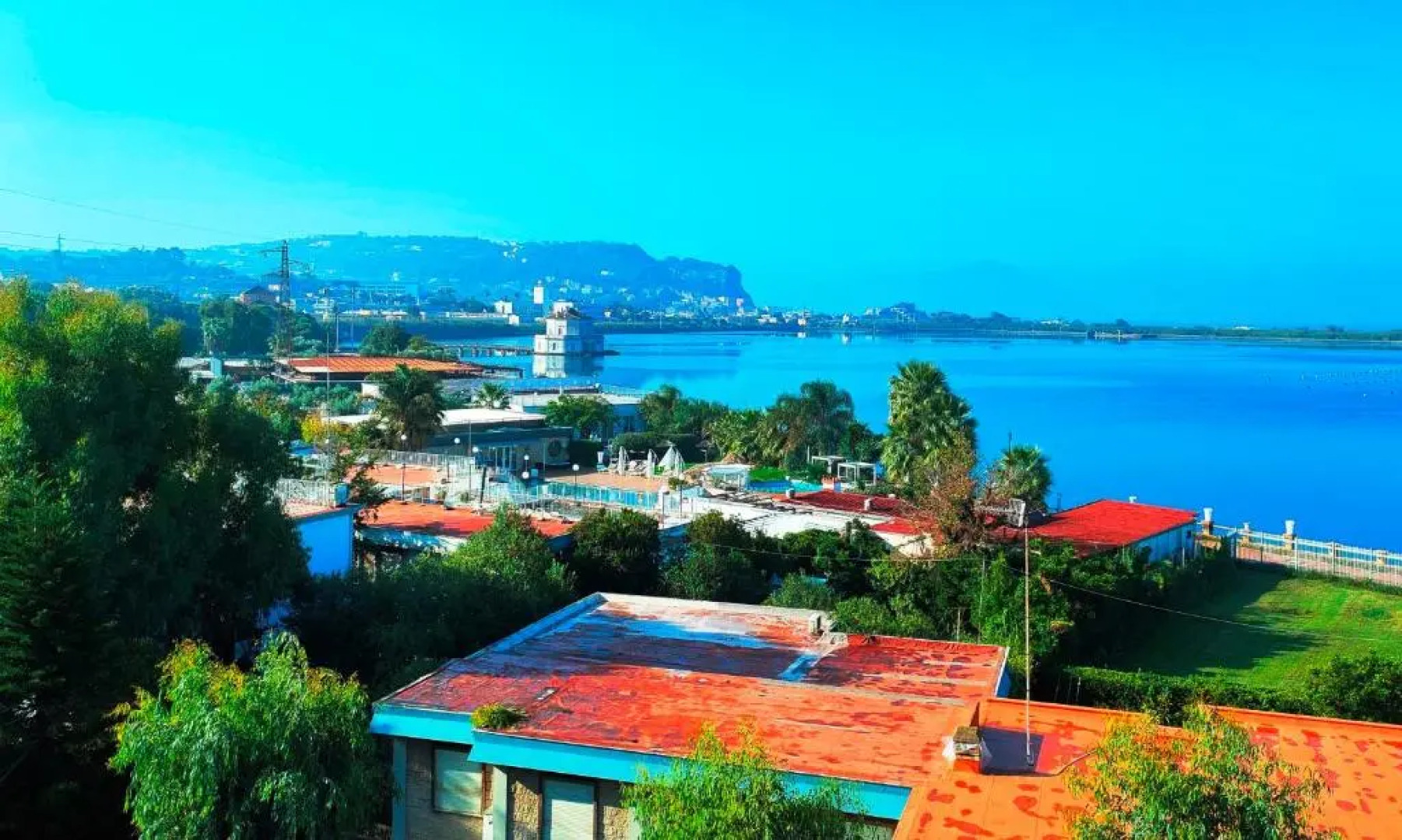 HOME Fusaro - 500 m dalla stazione treno - Affitti Brevi Napoli