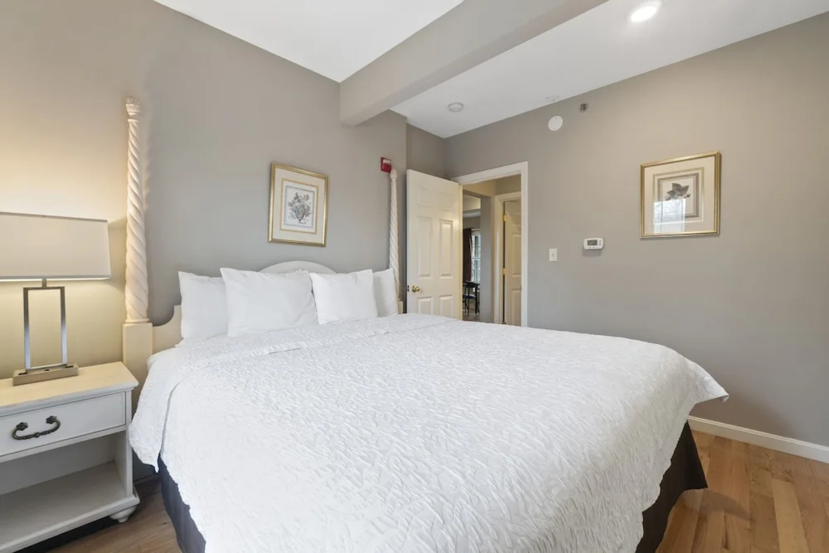 Sea Rose Suites