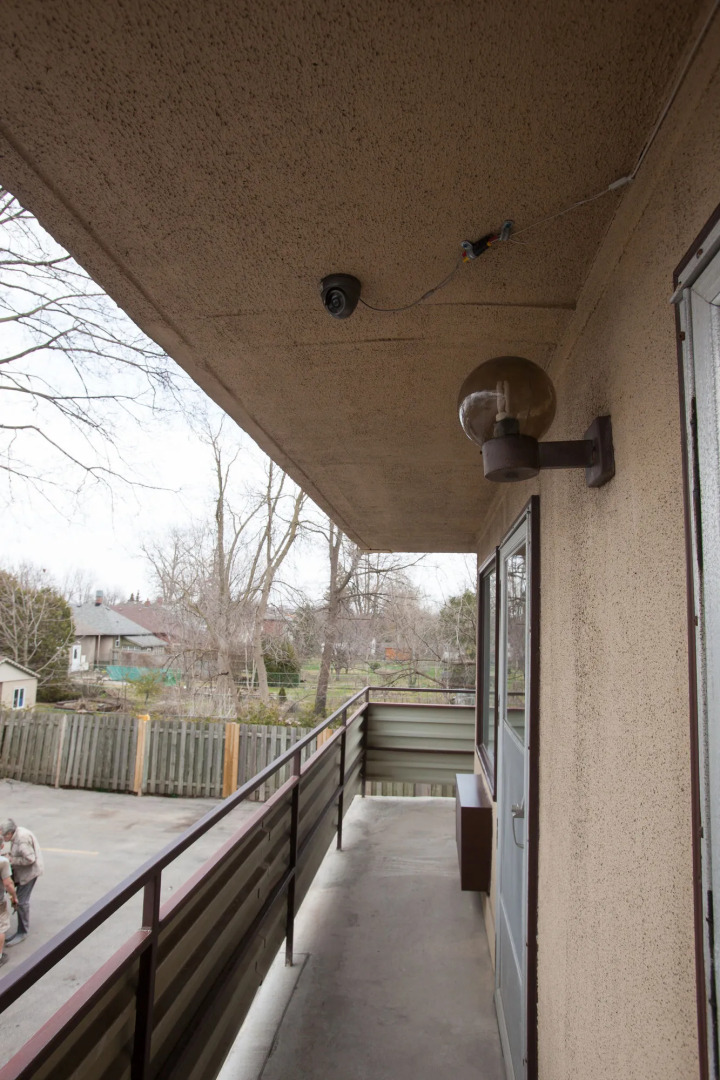 Wharncliffe Suites Motel