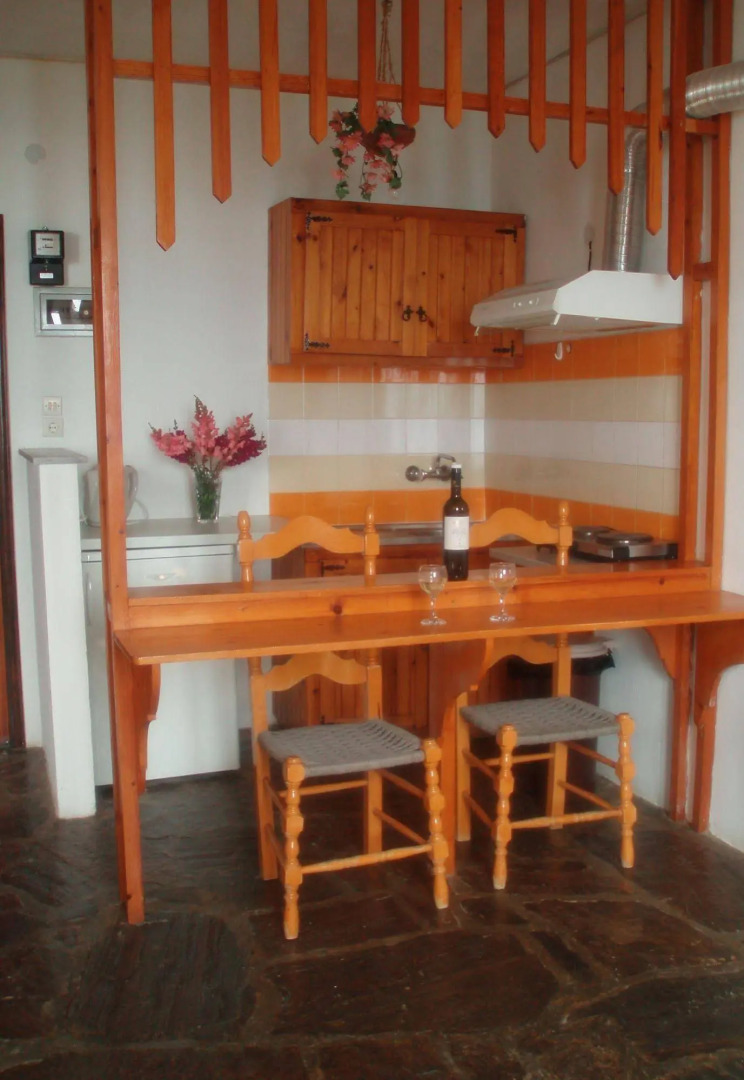 Scorpios Hotel & Suites