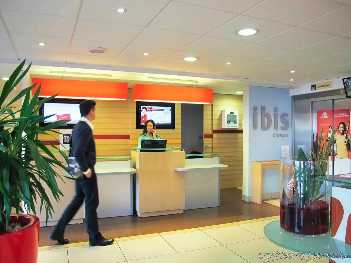ibis Etampes