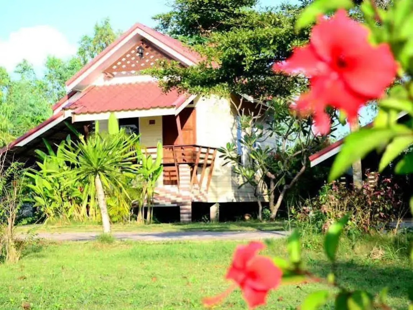 Rachiga Hotel Grand Resort