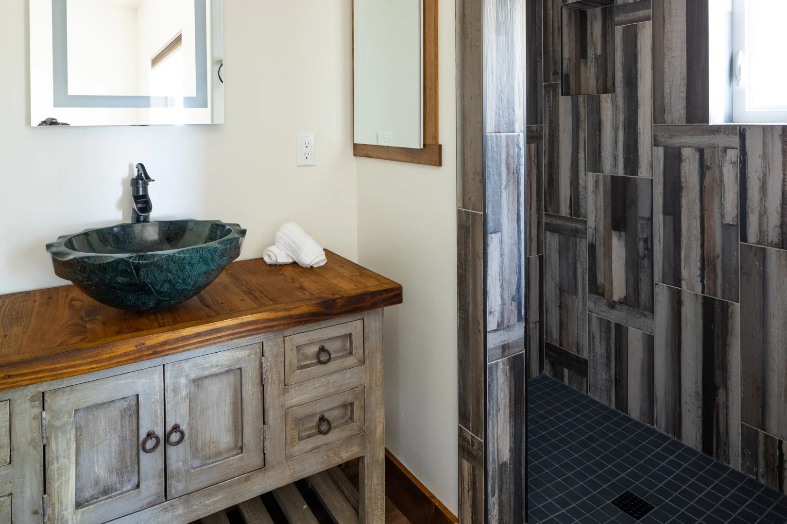 Emerson by AvantStay