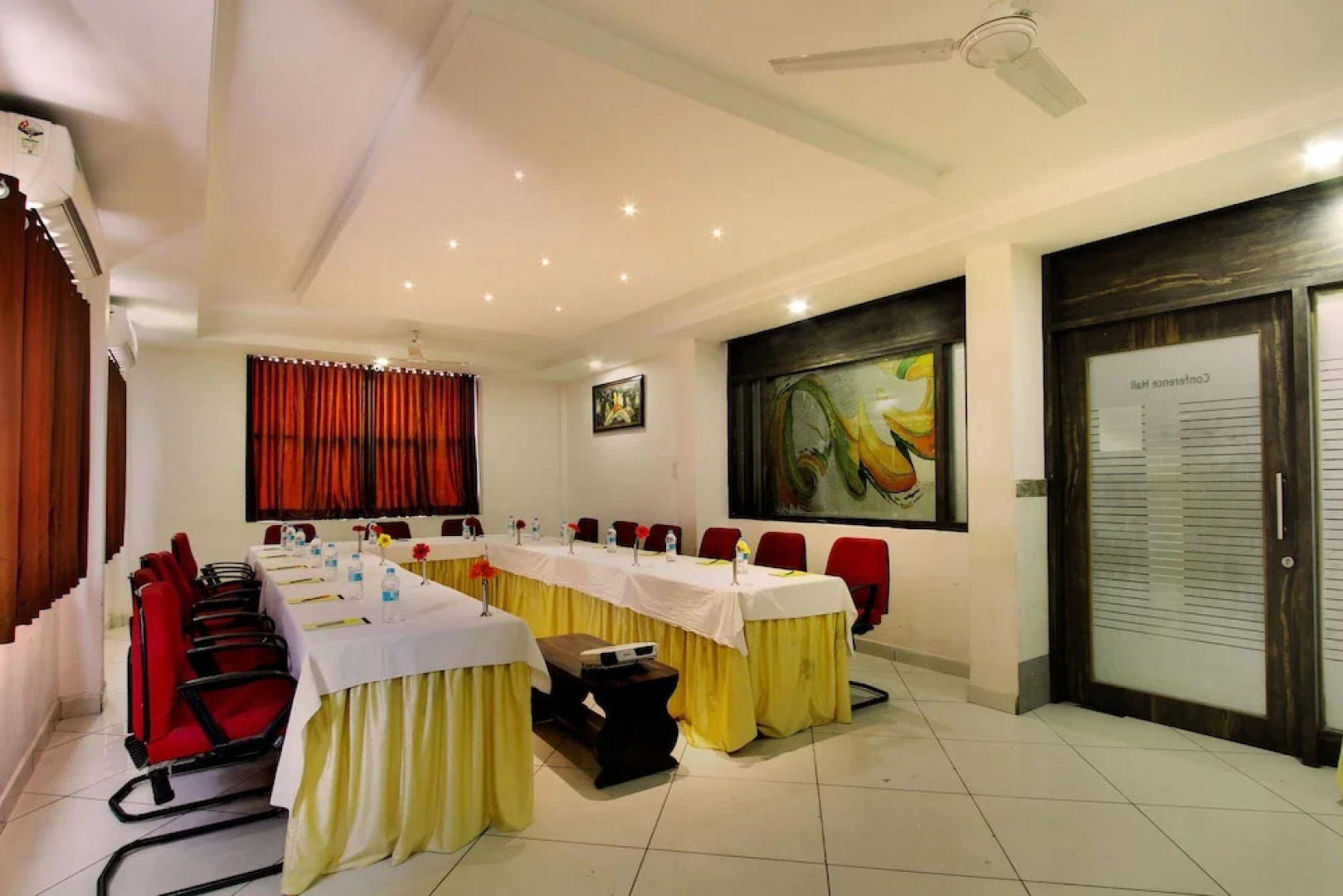 OYO 30475 Sangam Residency