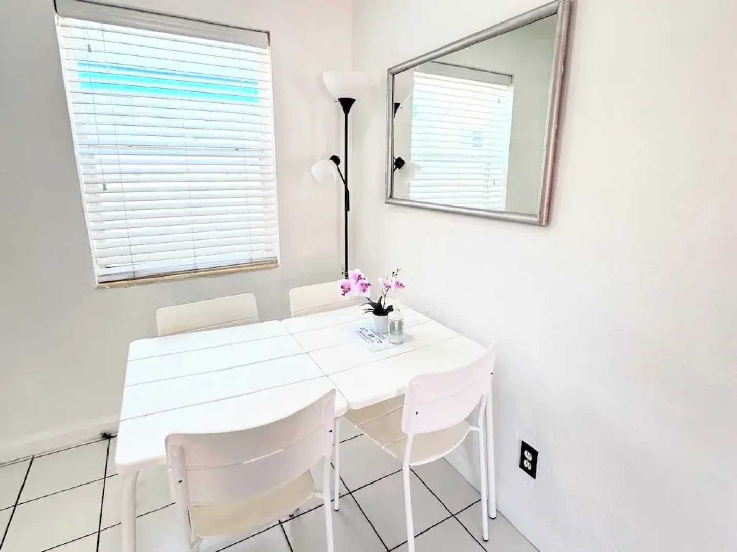 Southwinds Inn by The Gold Nests