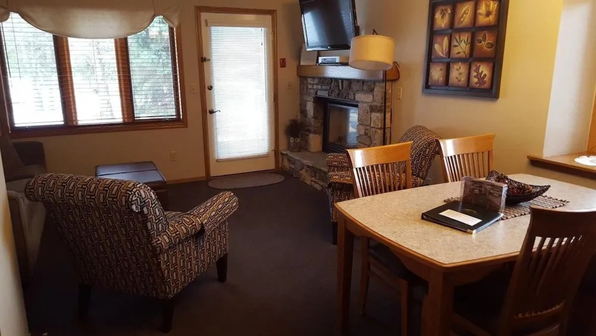 Evergreen Hill Condominiums