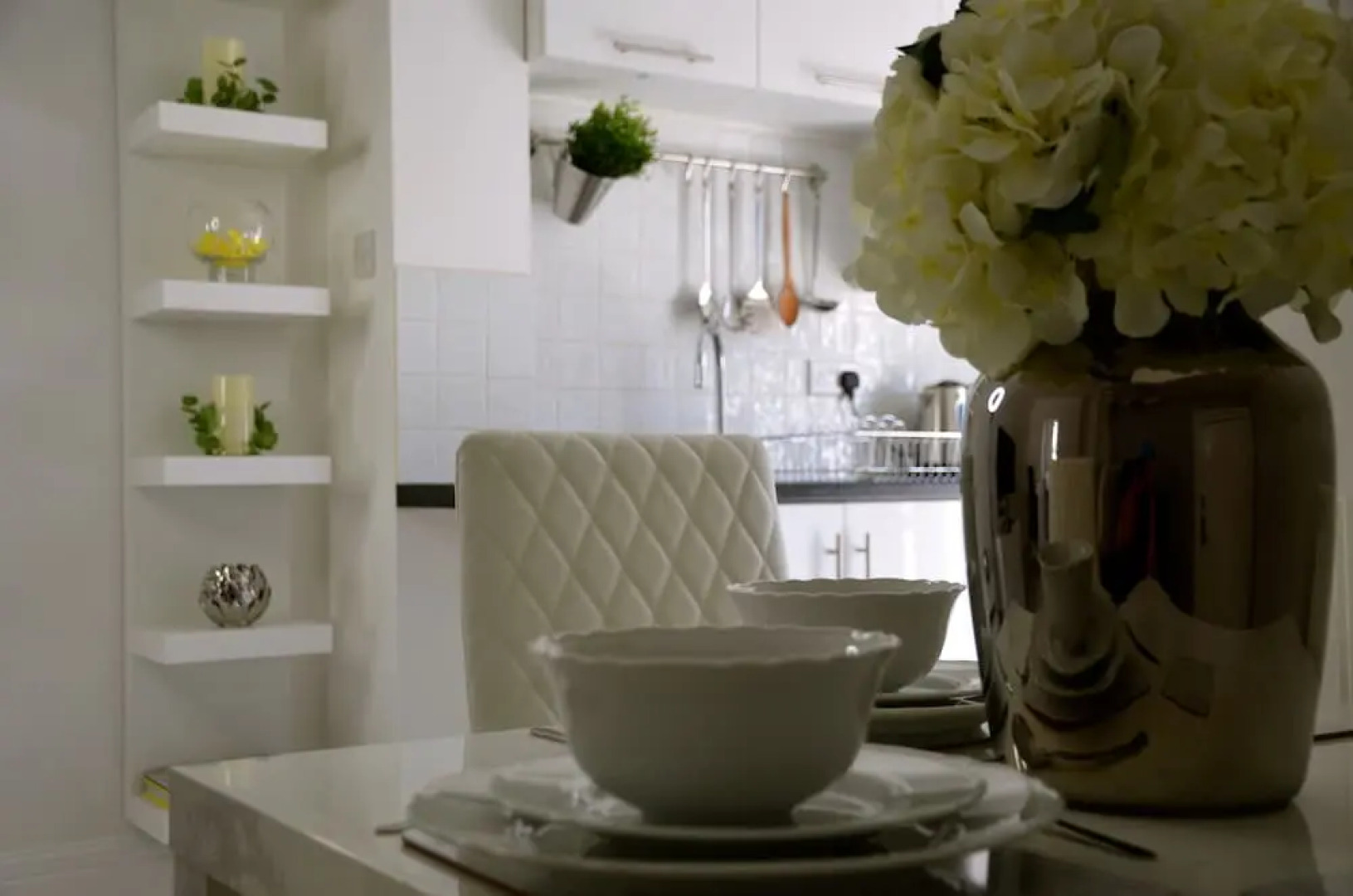 Stylish Apartment 16min from Stratford International