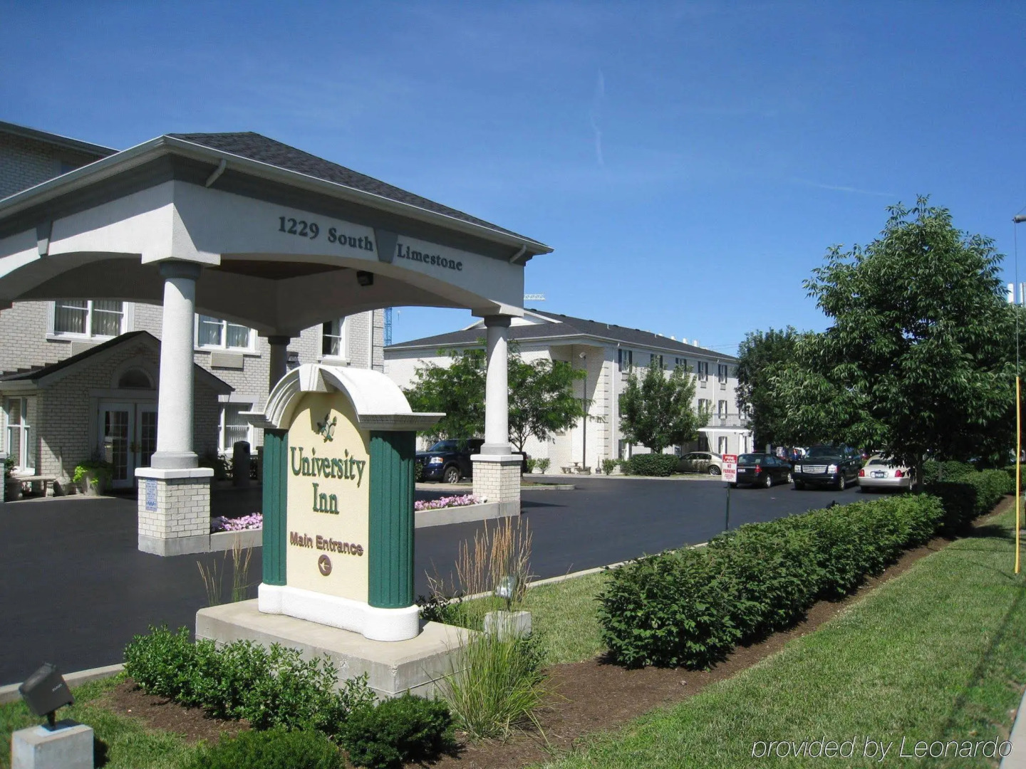 University Inn Hotel - Lexington
