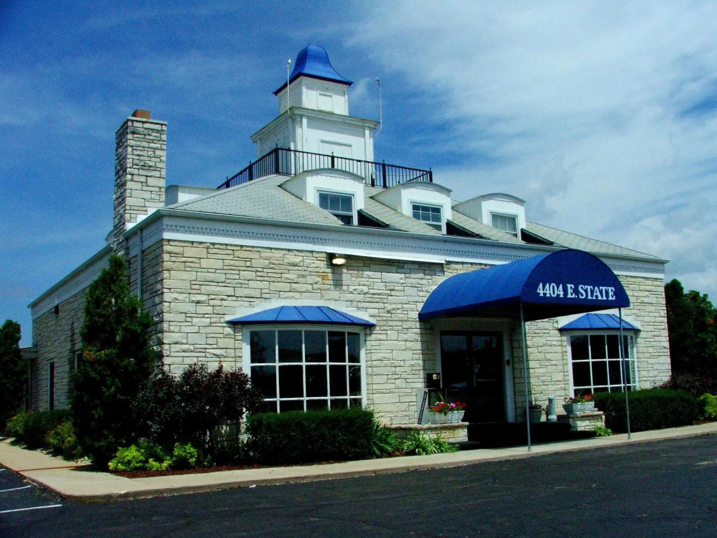 Alpine Inn Rockford