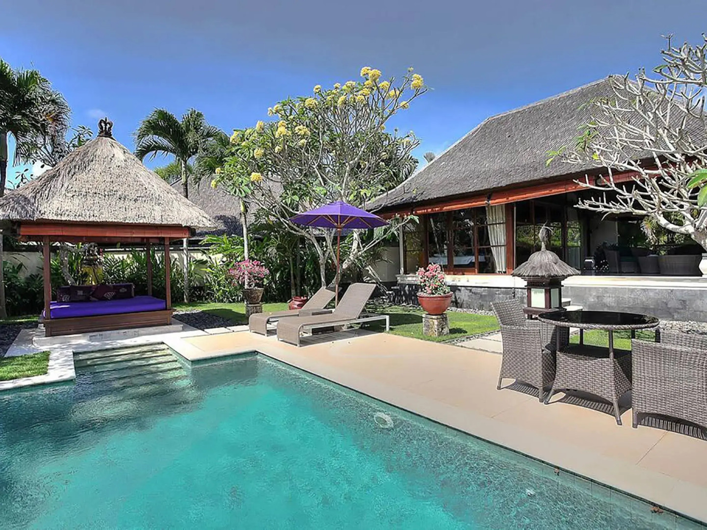 Villa Indah Manis - Bulan Madu