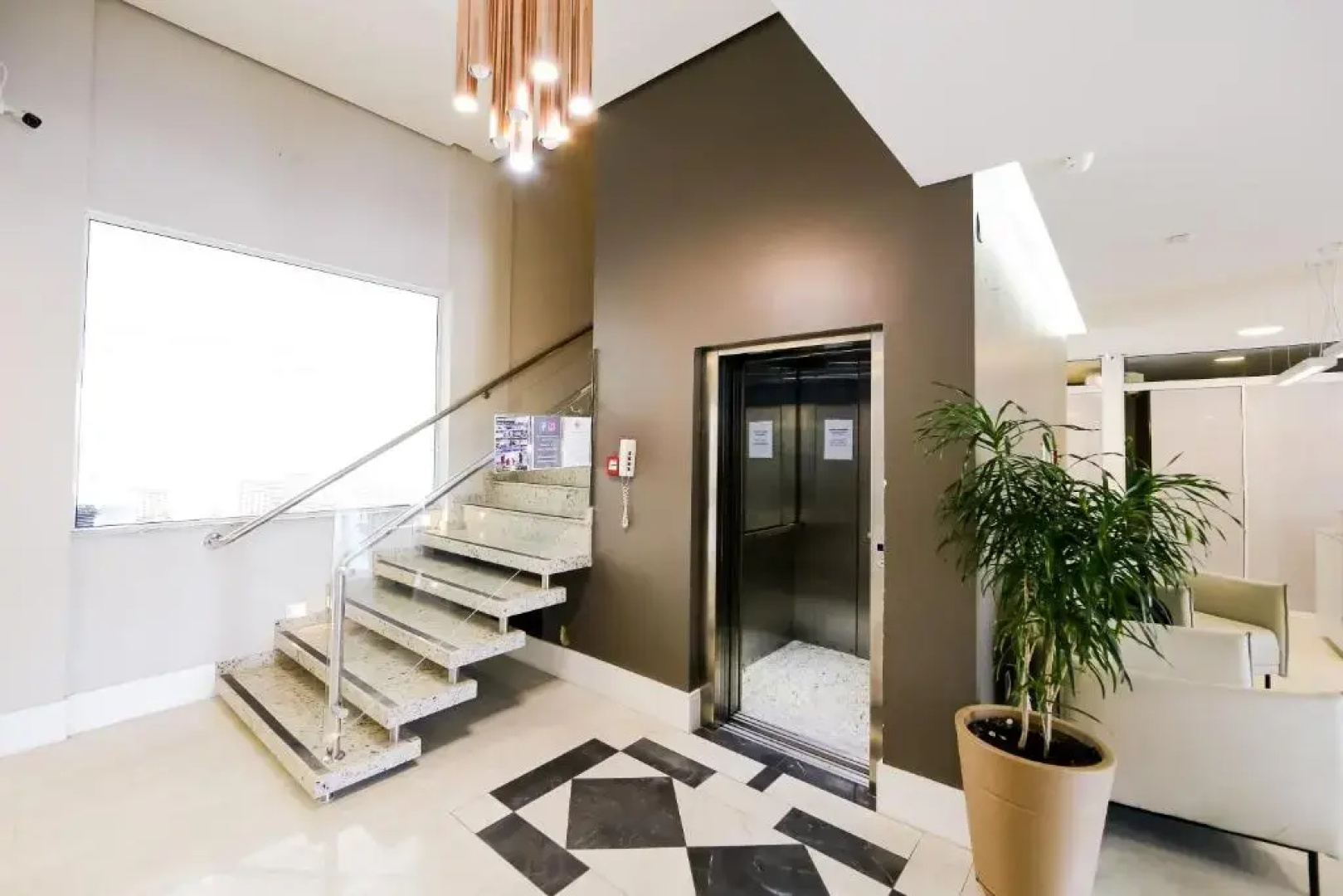 Hotel Nacoes
