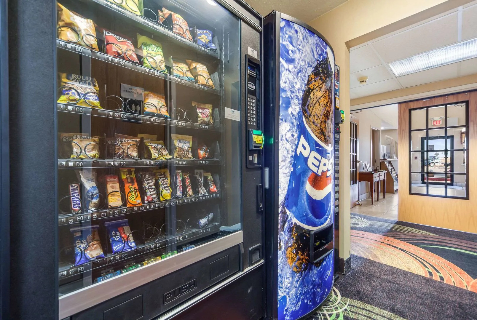 Super 8 by Wyndham Cozad