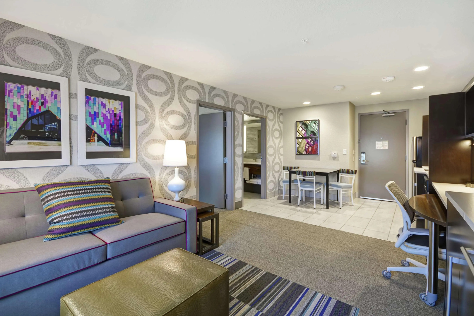 Home2 Suites by Hilton KCI Airport