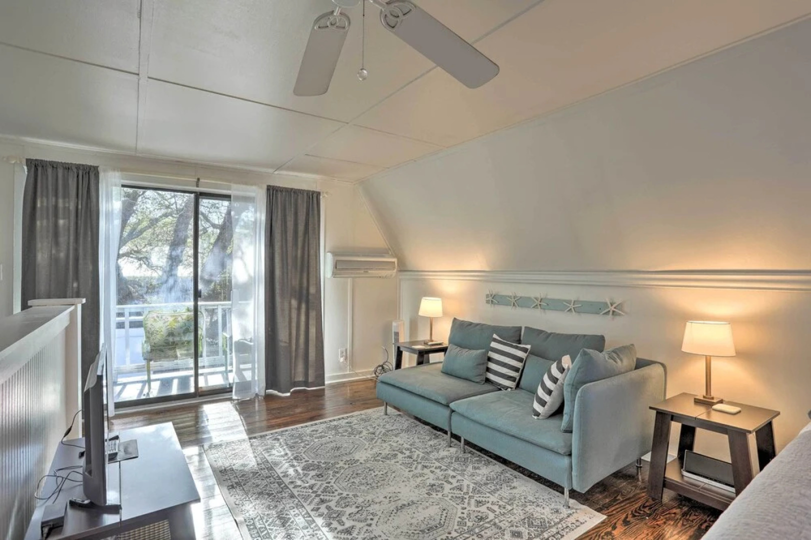 Coastal, Walkable Home in Historic Southport!