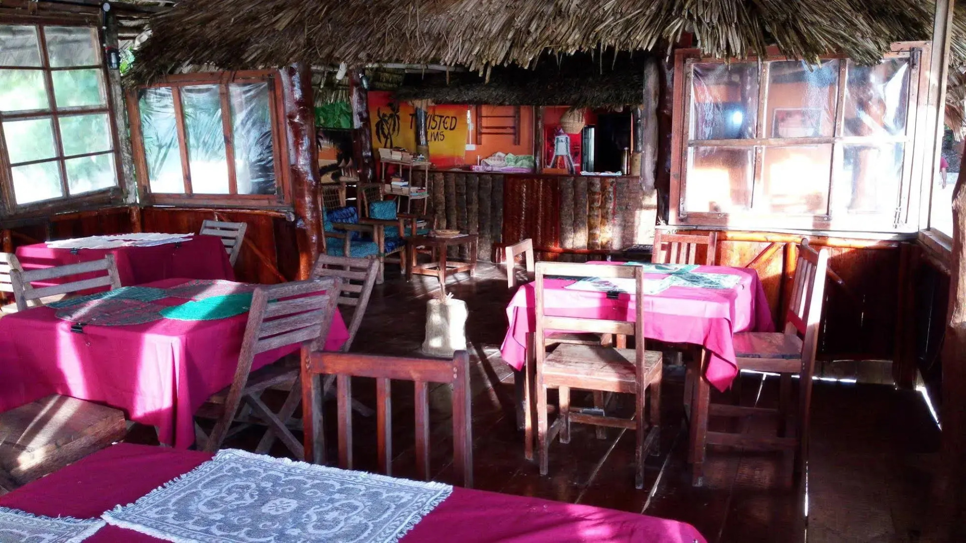 Twisted Palms Lodge & Restaurant