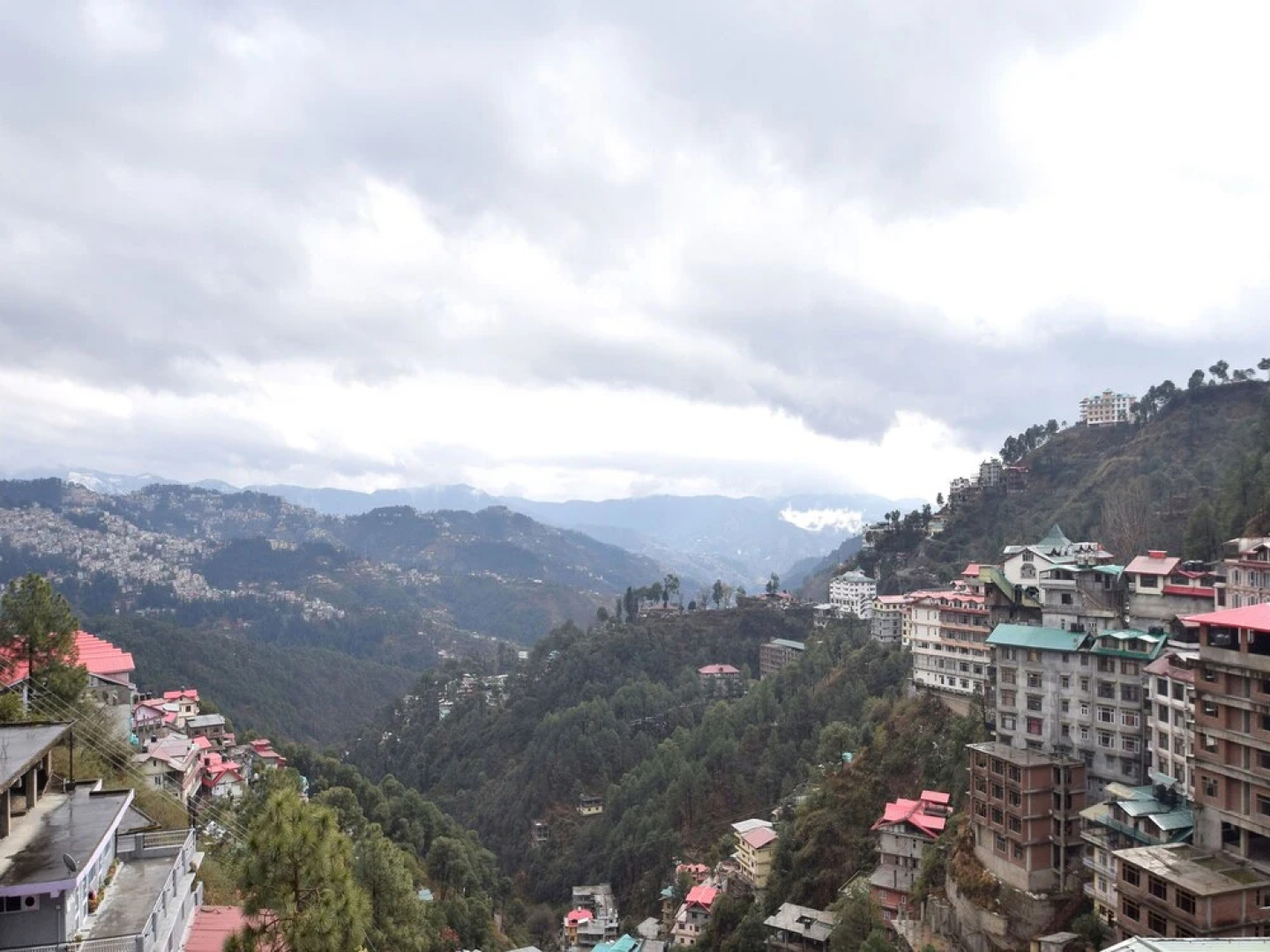 OYO 1590 Hotel Hari Palace