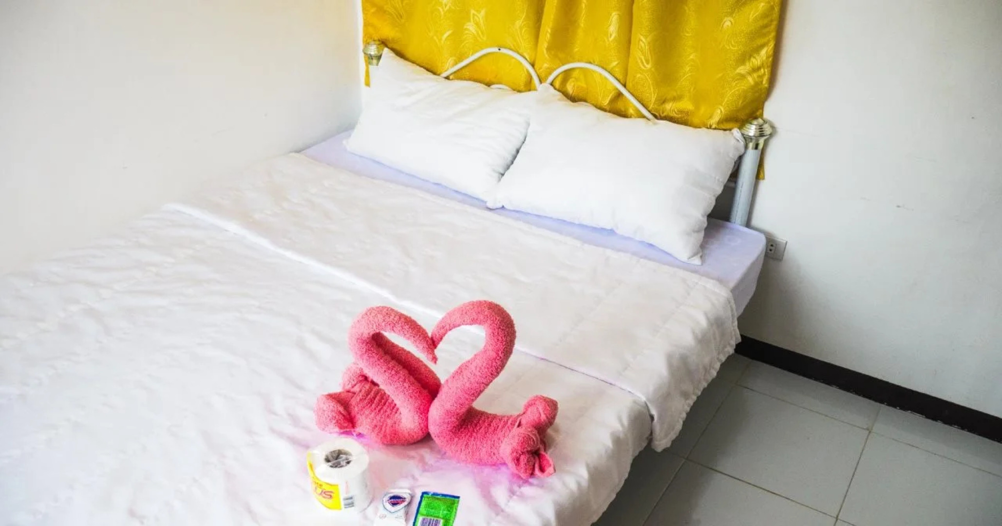 Luna Oslob Travellers Inn