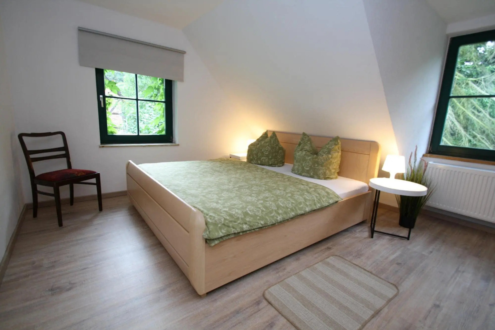 Semi detached house, Glave