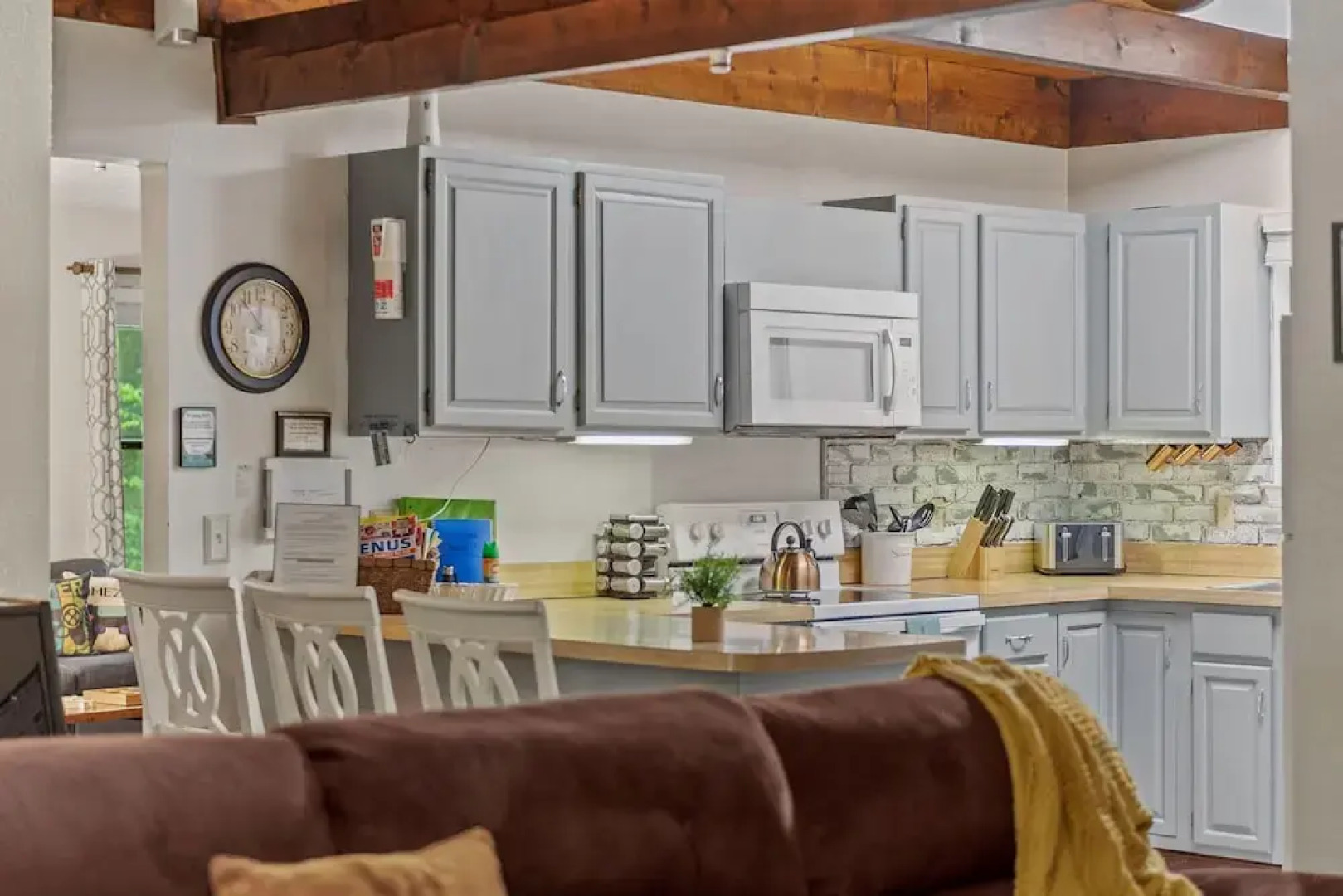 Mountain Must-have by Avantstay Indoor Hot Tub Game Room Fire Pit