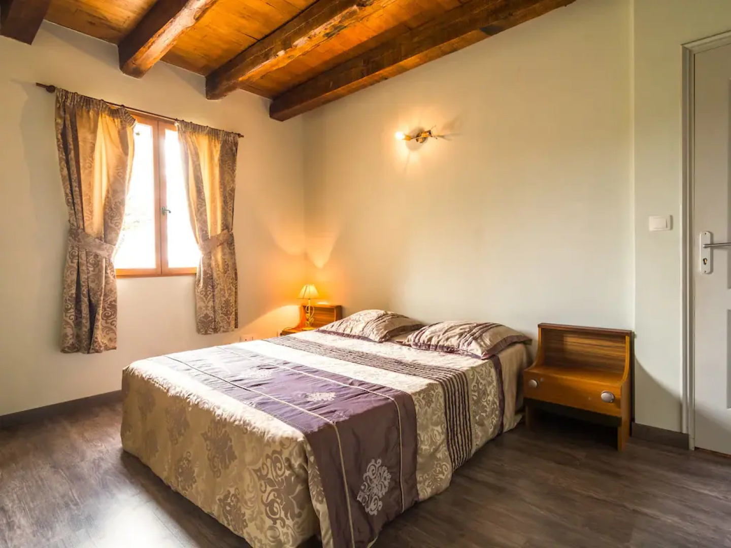 Quaint Holiday Home in Blanquefort-sur-Briolance with Private Pool