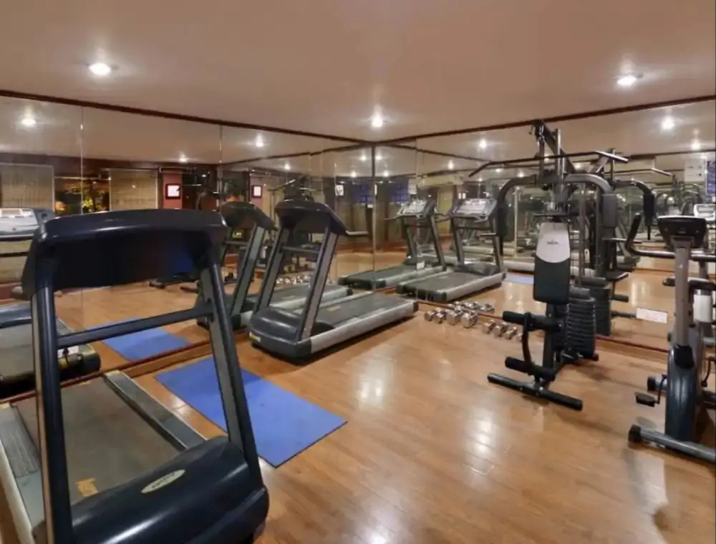 Clarks Inn Airport Hotel