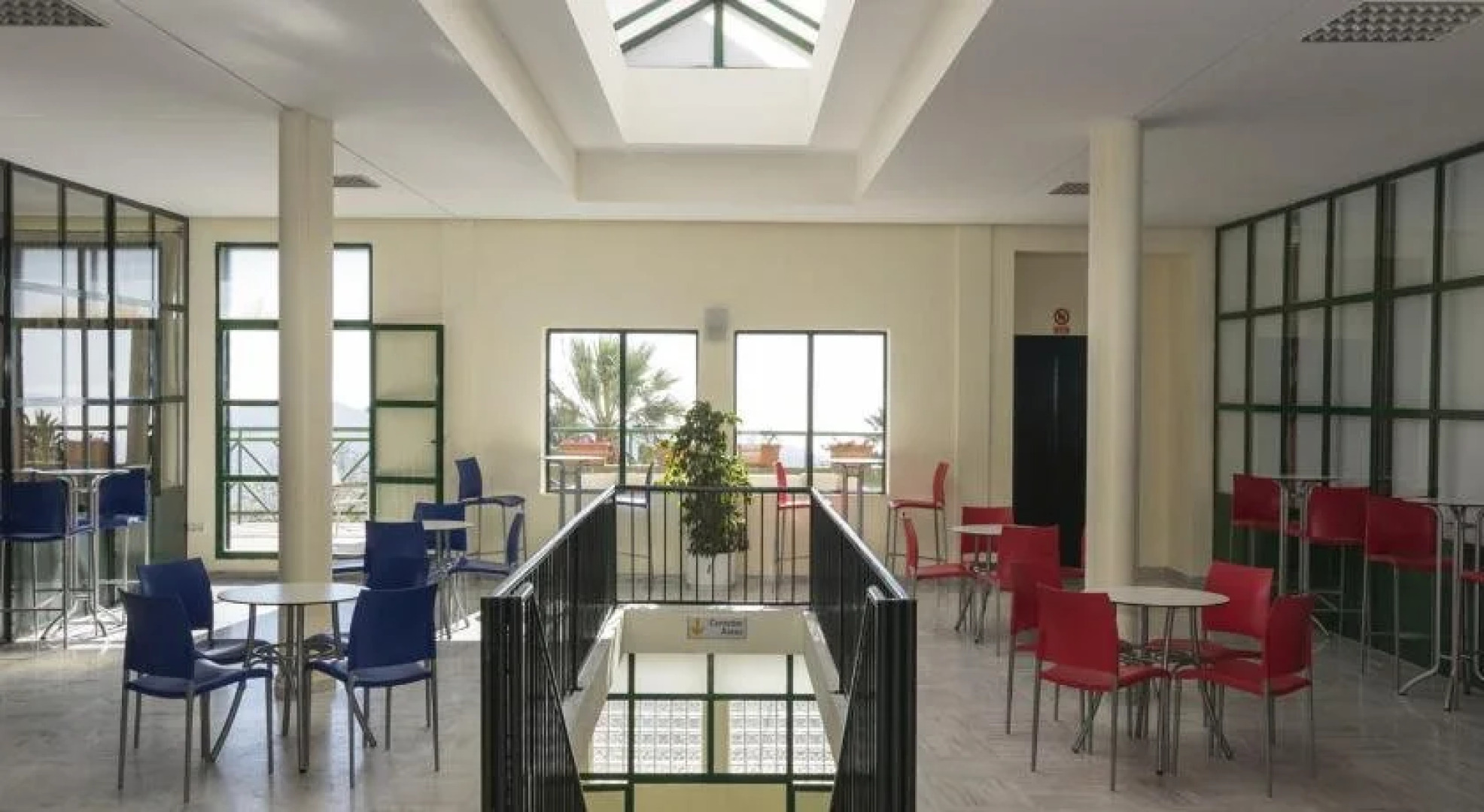 Albergue Inturjoven Chipiona - Hostel