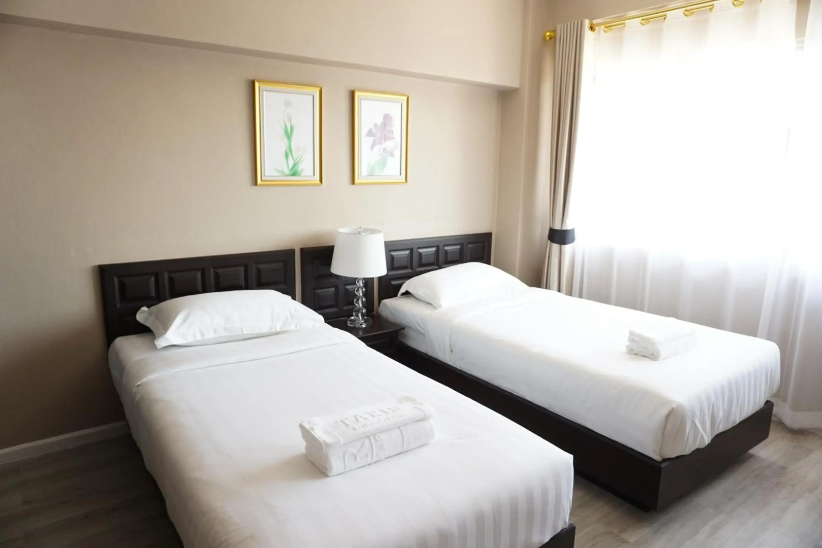 TARIS ART HOTEL PHRAE (SHA Extra Plus)