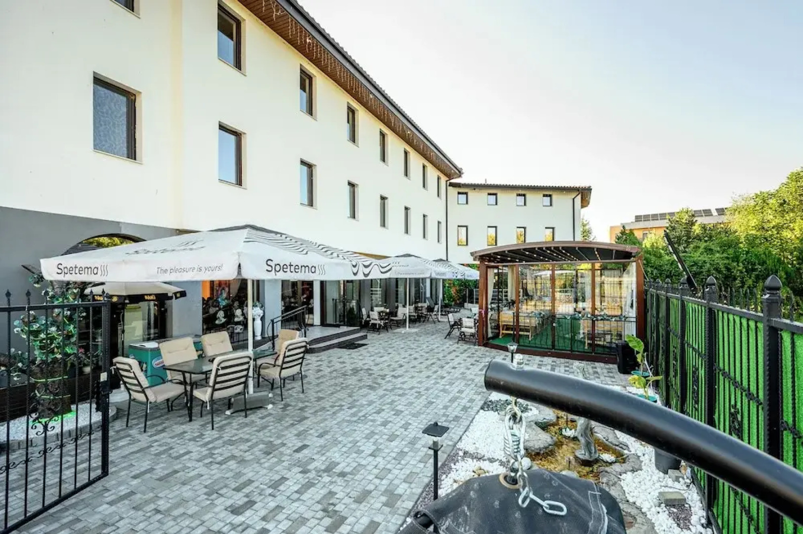 spa guest house valentina