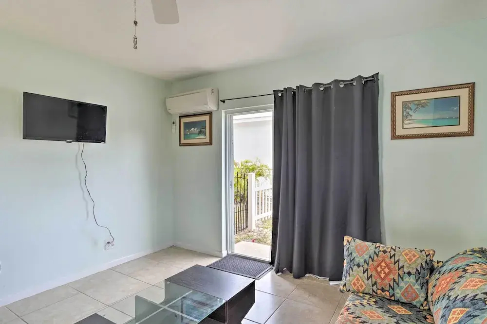 Pet-friendly Jensen Beach Home w/ Yard Near Ocean!
