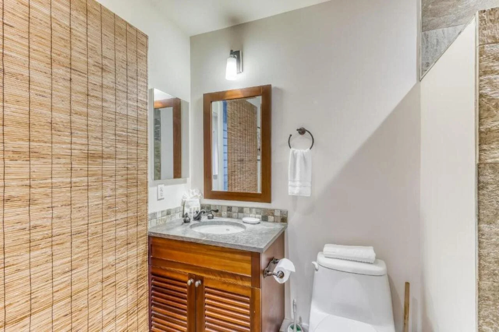 Aina Nalu Lahaina by Outrigger