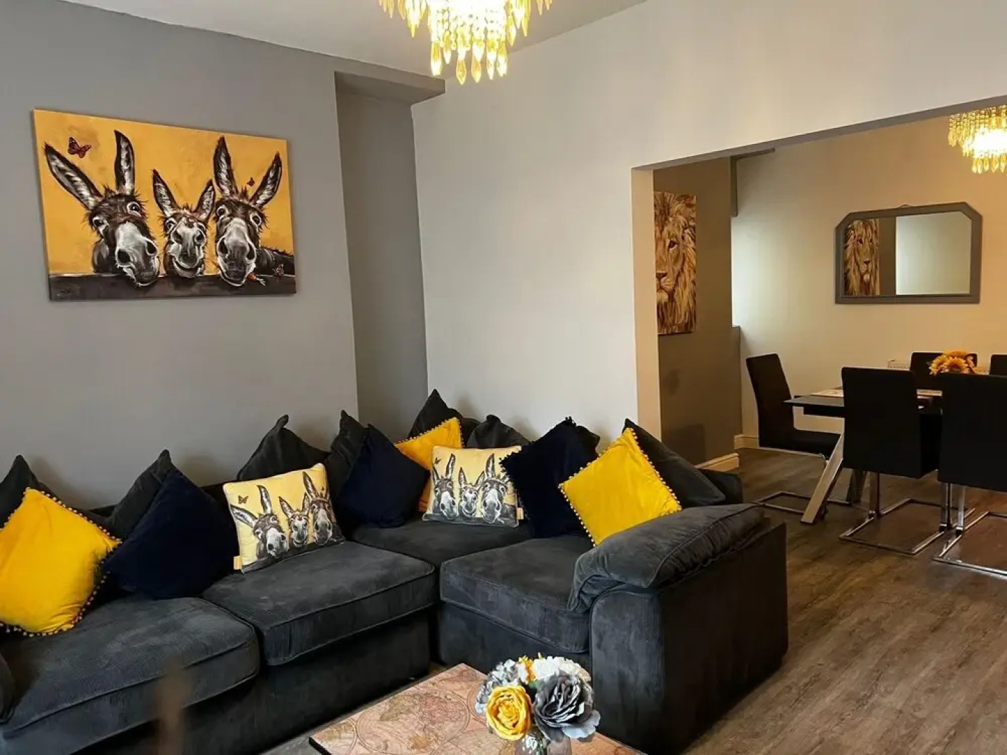 Stay in Comfort , Completely Renovated