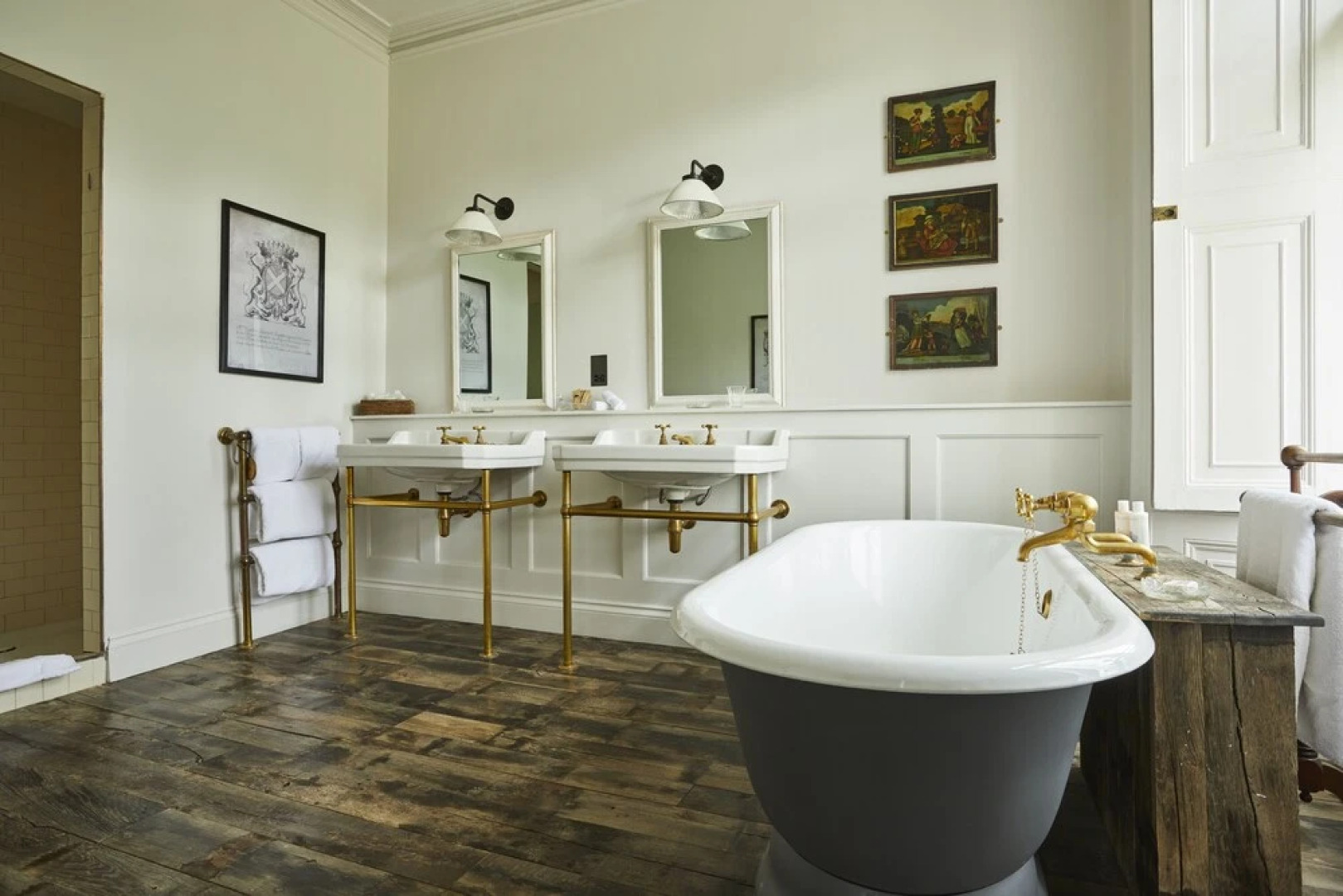 THE PIG at Combe - Devon