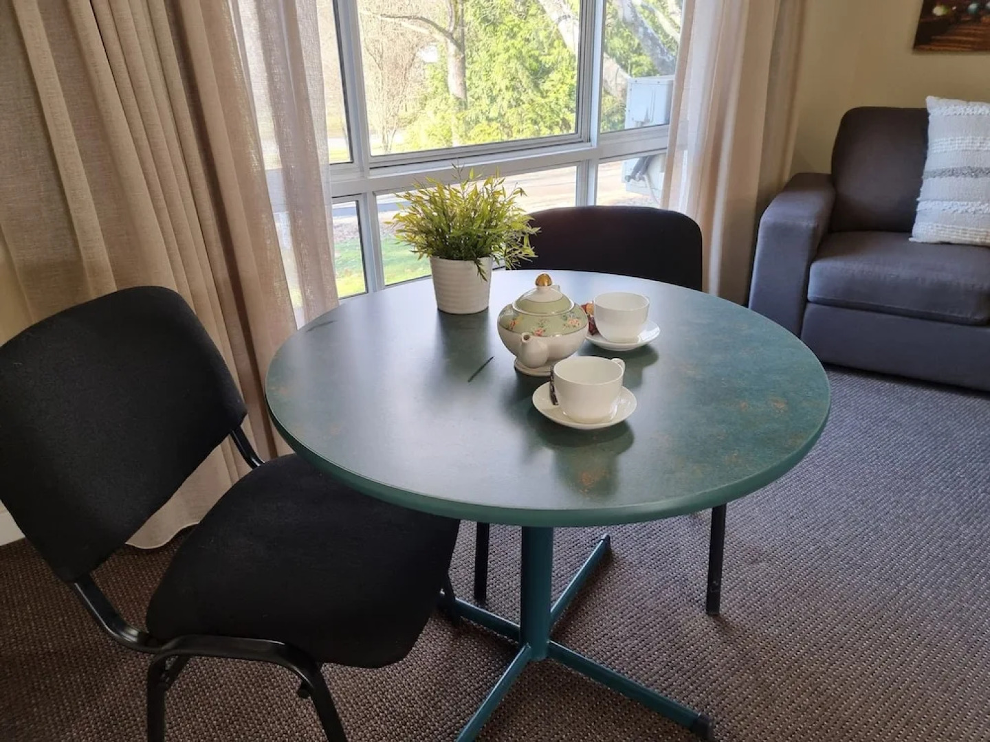 Tumbarumba Motel & Elms Restaurant