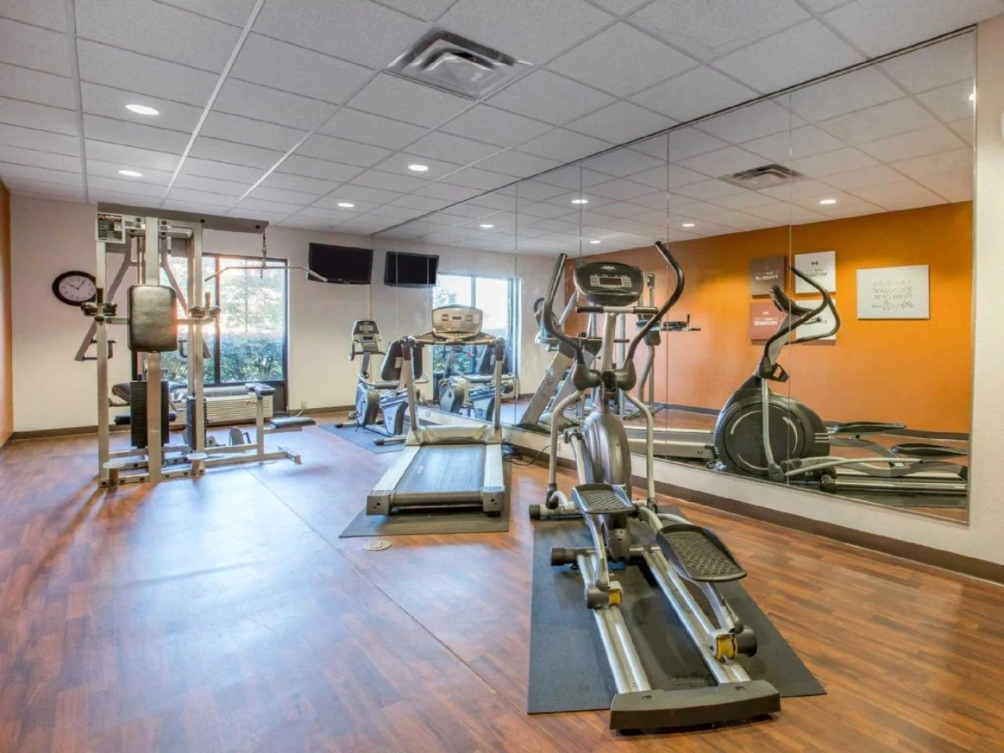 Comfort Suites McDonough Atlanta South