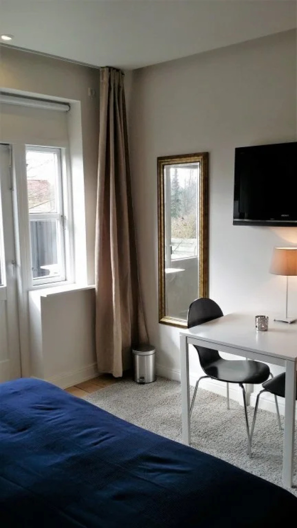 Qstay Bed & Breakfast