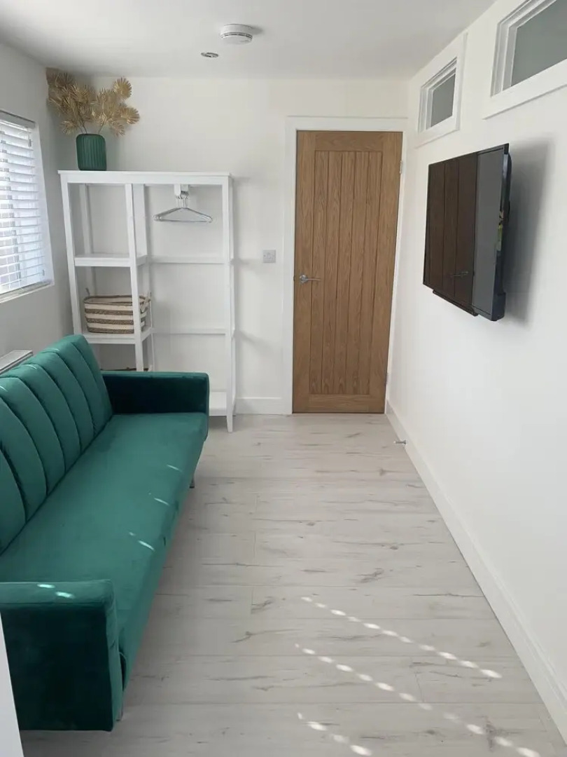 Luxury Cottage, Views of the Lakes With Hot Tub